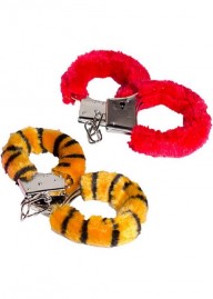 Algema em Metal Fur Love Cuffs com pelcia